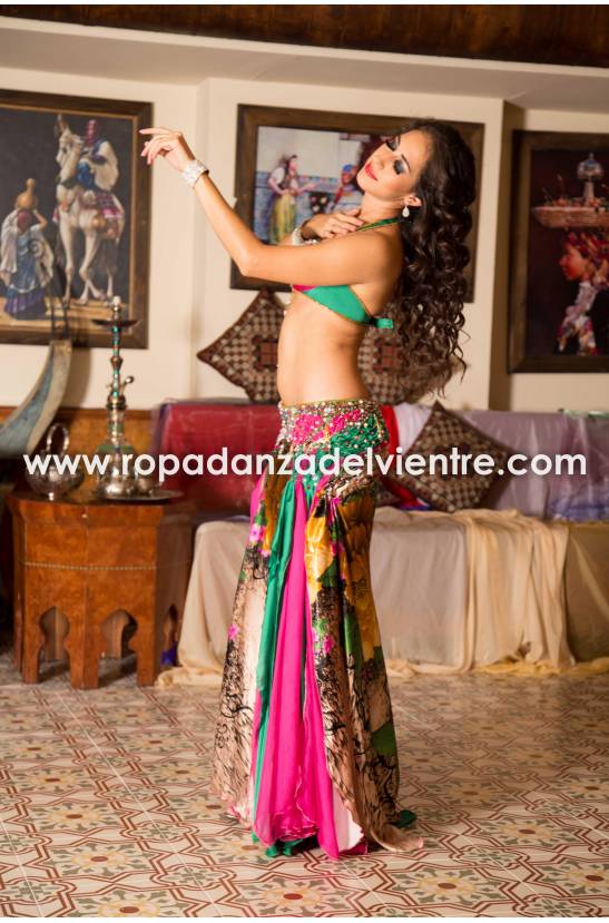 Buthayna Costume